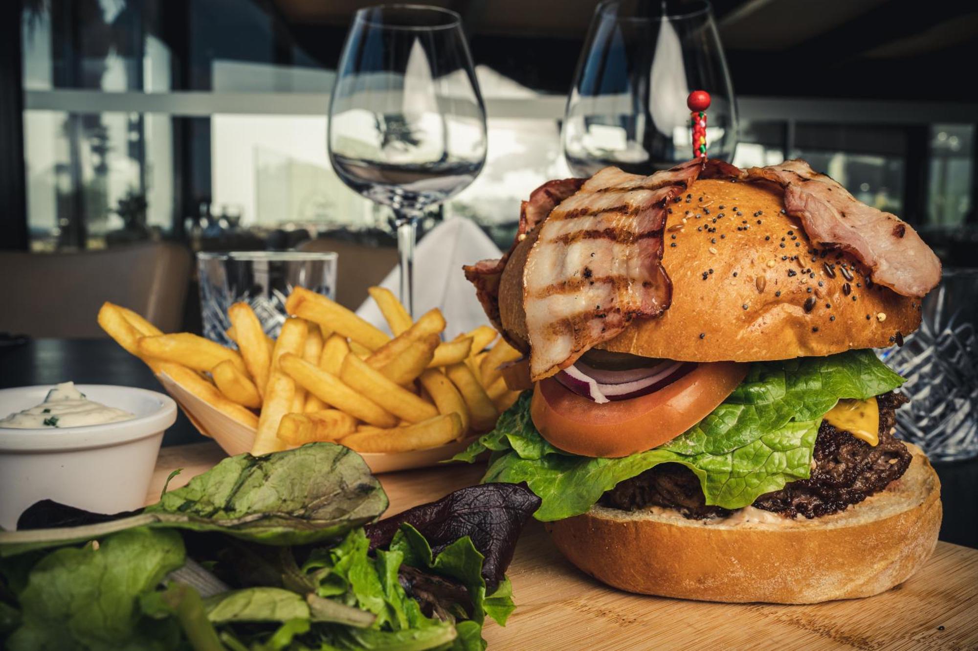 סנט-אגף Van Der Valk Hotel Saint-Aygulf מראה חיצוני תמונה